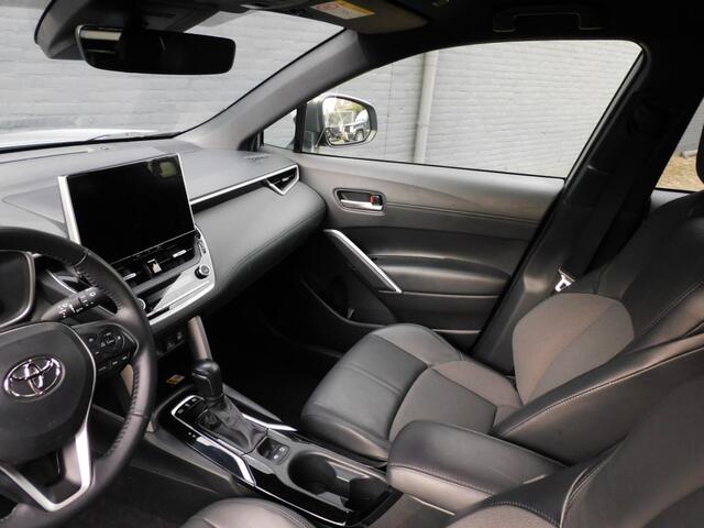 Toyota COROLLA Cross 2.0 High Power Hybrid First Edition 1e EIGENAAR! DEALERONDERHOUDEN! TOPSTAAT! STOELVERWARMING!