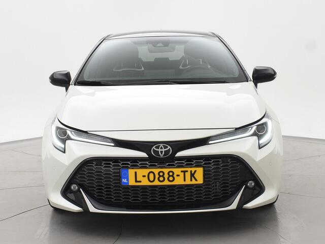 Toyota COROLLA 2.0 HYBRID 184 PK GR-SPORT PLUS BI-TONE | 13.792 KM | JBL AUDIO | HEAD-UP DISPLAY | STOELVERWARMING | CAMERA