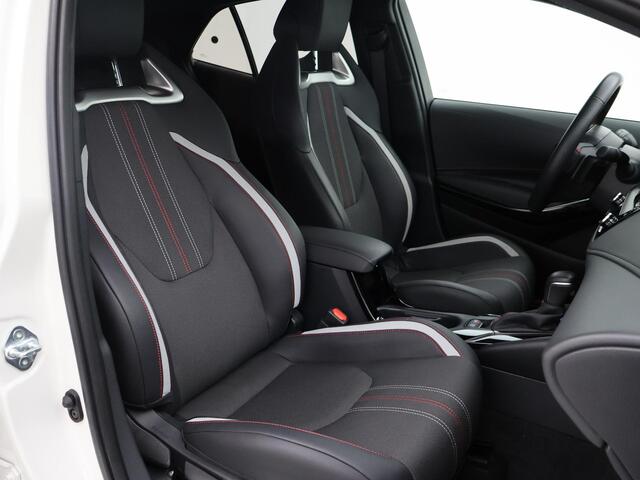 Toyota COROLLA 2.0 HYBRID 184 PK GR-SPORT PLUS BI-TONE | 13.792 KM | JBL AUDIO | HEAD-UP DISPLAY | STOELVERWARMING | CAMERA