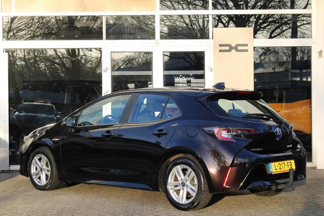 Toyota COROLLA 1.8 Hybrid Active Automaat | Climate control | Trekhaak | Achteruitrij camera | All season banden