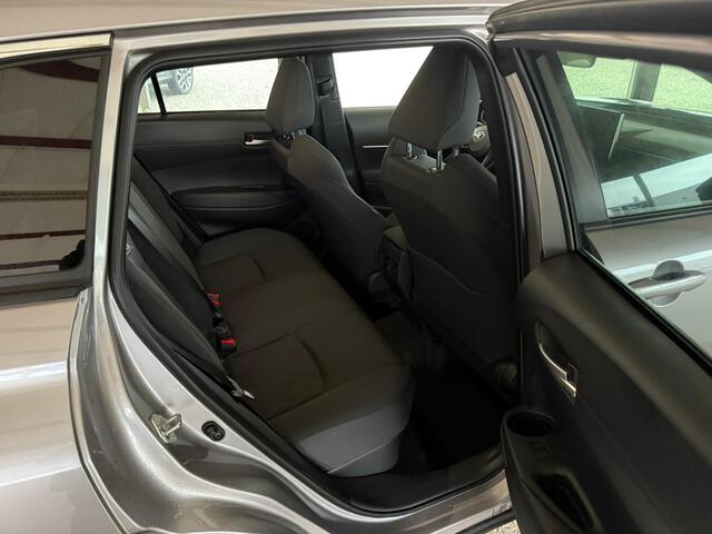 Toyota COROLLA Cross Hybrid 140 Dynamic |Navi|Carplay|PDC V+A|Dodehoek|Stoel en stuurverw|E.A.klep|