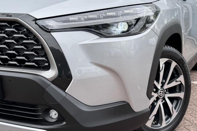 Toyota COROLLA Cross 2.0 High Power Hybrid Executive Edition Panoramadak, Dodehoekdetectie, Parkeersensoren voor + achter, Elektrische achterklep, Led, Navi, Garantie t/m 2034!