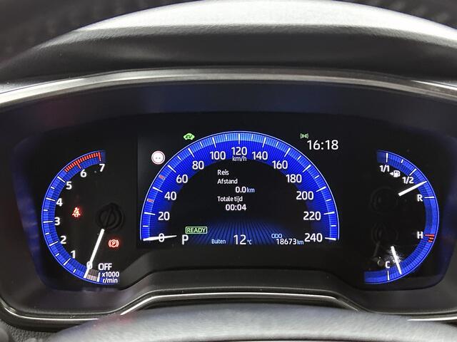 Toyota COROLLA 1.8 Hybrid Dynamic | 1e Eigenaar | NIEUW Geleverd en Onderhouden | Stoelverwarming | Navigatie |