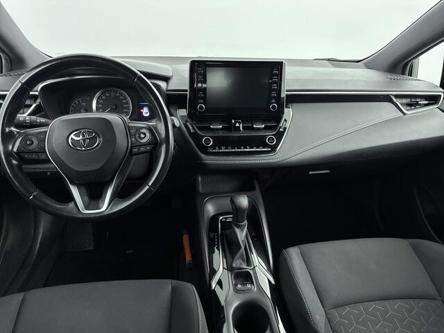 Toyota COROLLA Touring Sports 1.8 Hybrid Active | Trekhaak | Parkeercamera | Apple Carplay -/ Android Auto | Cruise Control Adaptief |