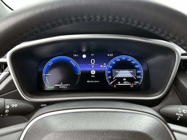 Toyota COROLLA Cross Hybrid 140 Style | NL-Auto | Parkeercamera | Elek. Kofferklep | Navigatie |