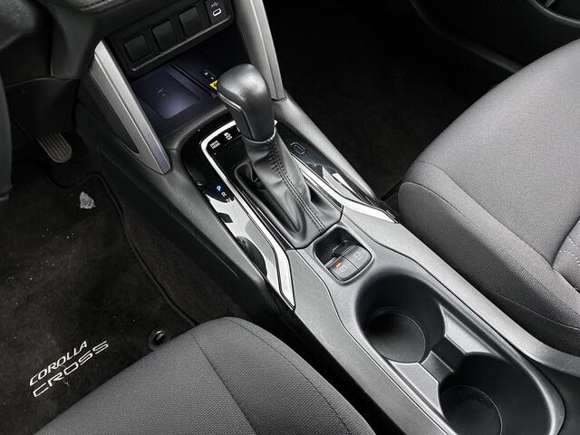 Toyota COROLLA Cross Hybrid 140 Style | NL-Auto | Parkeercamera | Elek. Kofferklep | Navigatie |
