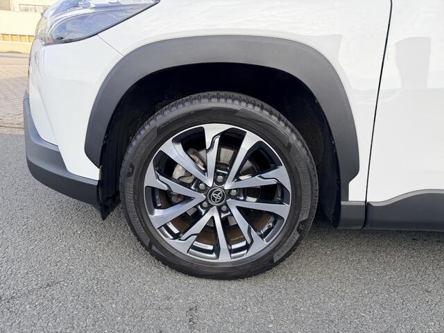 Toyota COROLLA Cross 2.0 Hybrid 197PK PanooACCoCamera