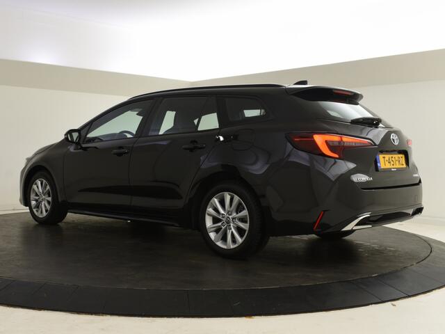 Toyota COROLLA Touring Sports Hybrid 140 Active | All Seasons banden | Carplay | Camera