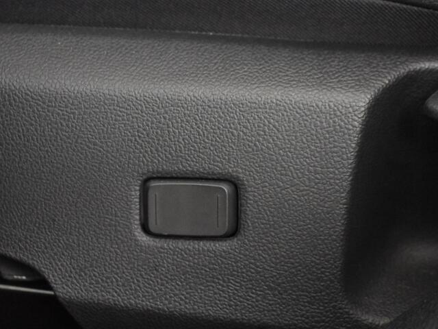 Toyota COROLLA Touring Sports Hybrid 140 Style | Stuur en Stoelverwarming | Parkeersensoren V+