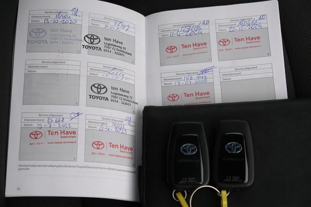 Toyota COROLLA 1.8 Hybrid 122PK Dynamic Automaat | Apple CarPlay & Android Auto