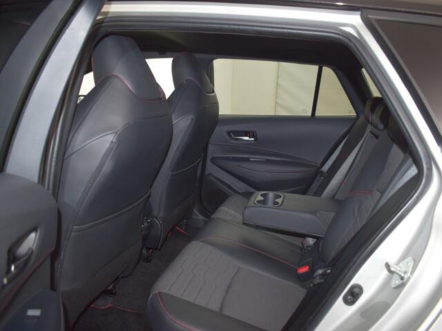 Toyota COROLLA Touring Sports 1.8 Hybrid Dynamic | Dealeronderhouden o Bi-Tone o Sportstoelen