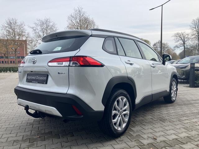 Toyota COROLLA Cross Hybrid 140 Active Plus | Trekhaak | Stuur en Stoelverwarming