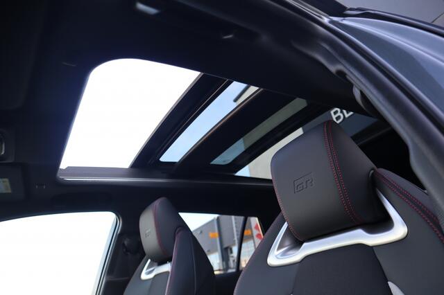 Toyota COROLLA Touring Sports Hybrid 140 GR Sport