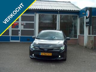 toyota-corolla-1.8-hybrid-dynamic