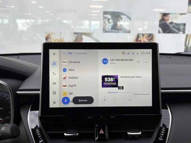 Toyota COROLLA Cross Hybrid 140 Style | Stuur + Stoelverwarming | Blindspot |