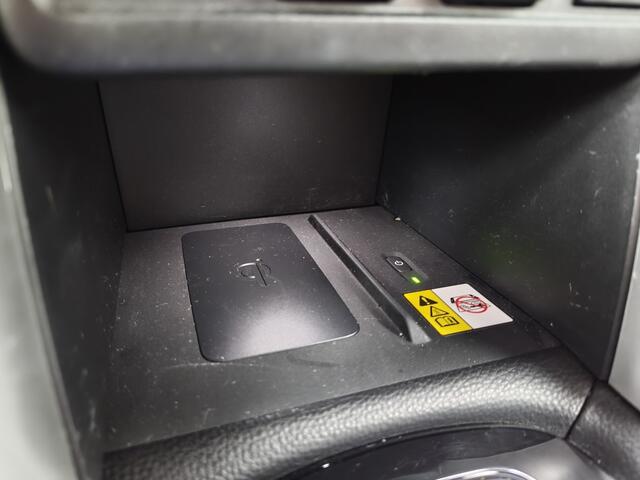 Toyota COROLLA Cross Hybrid 140 Style + Premium Pack | Trekhaak | Half Leder | Stoelv