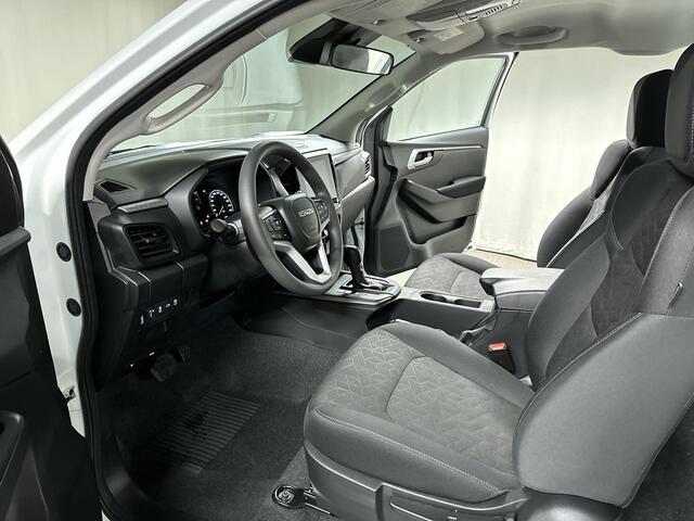 Toyota HI-LUX Hilux Isuzu D-Max 1.9 Extended Cab LS Automaat 3500KG Trekgewicht