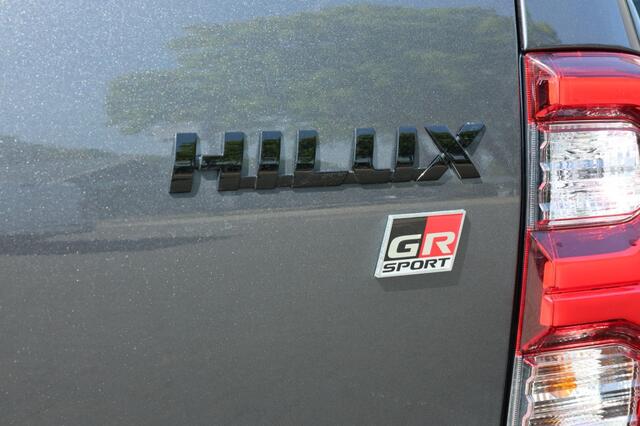 Toyota HI-LUX 2.8 D-4D DUBBEL CABIN GR SPORT A/T