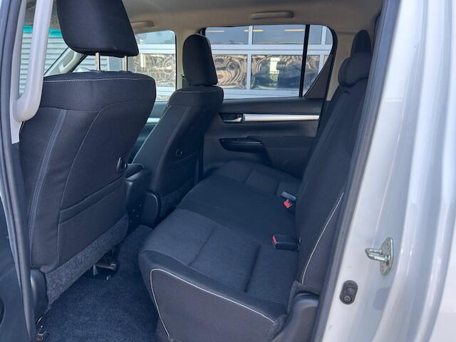 Toyota HI-LUX HiLux 2.4 D-4D Double Cab Pro 30427 KM !! Marge auto Geen BTW