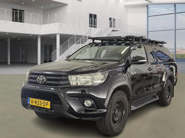 Toyota HI-LUX HiLux 2.4 D-4D-F Xtra Cab Professional