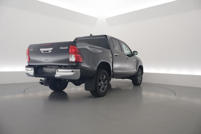 Toyota HI-LUX HiLux 2.4 D-4D Double Cab Challenger | "VAN" | Automaat | Grijs kent. | Trekhaak | Camera | Adapt. Cruise | Apple CarPlay