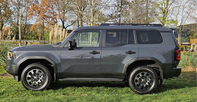 Toyota LAND CRUISER 2.8 D-4D Executive