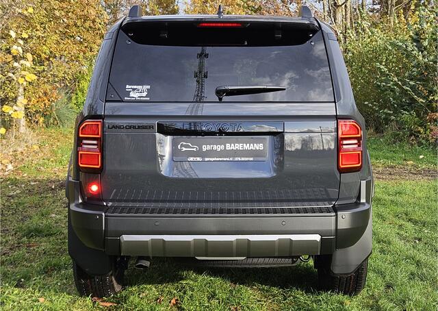 Toyota LAND CRUISER 2.8 D-4D Executive