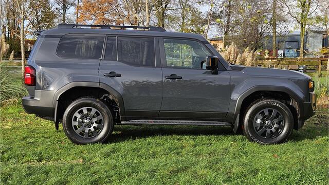 Toyota LAND CRUISER 2.8 D-4D Executive