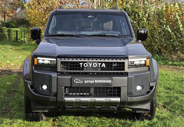 Toyota LAND CRUISER 2.8 D-4D Executive