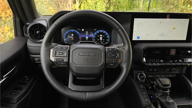 Toyota LAND CRUISER 2.8 D-4D Executive