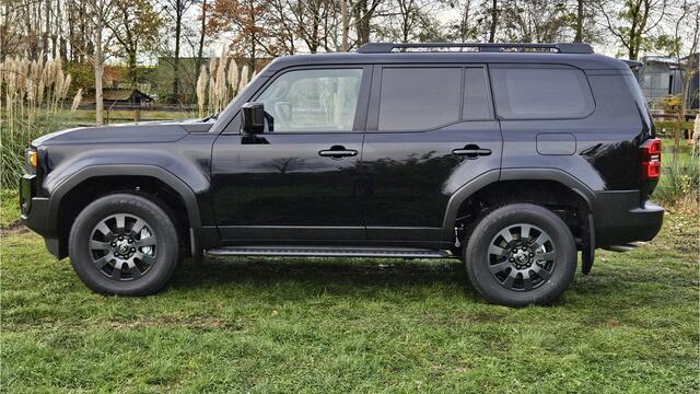 Toyota LAND CRUISER 2.8 D-4D Executive