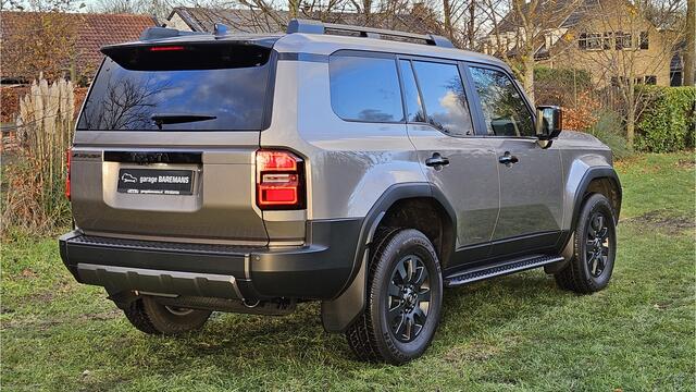 Toyota LAND CRUISER 2.8 D-4D Executive