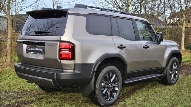 Toyota LAND CRUISER 2.8 D-4D Professional Panorama Dak