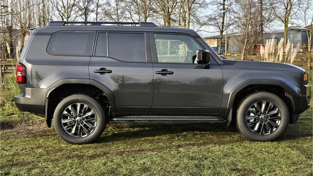 Toyota LAND CRUISER 2.8 D-4D Professional Panorama Dak