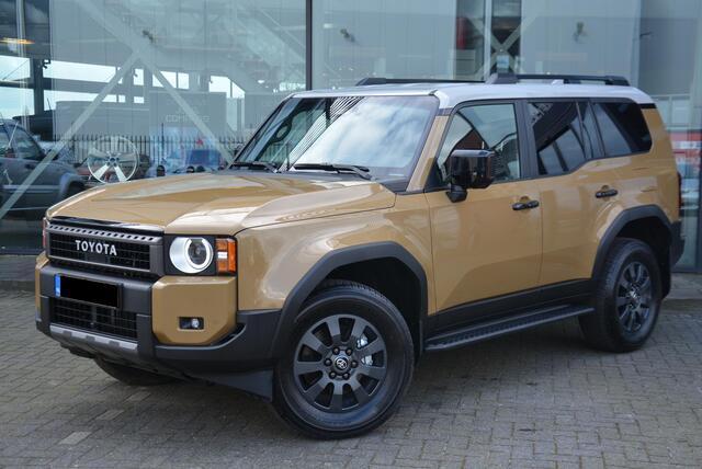 Toyota LAND CRUISER 2.8 D-4D Standard Roof Window Van Navigator | Trekhaak | BPM Vrij!