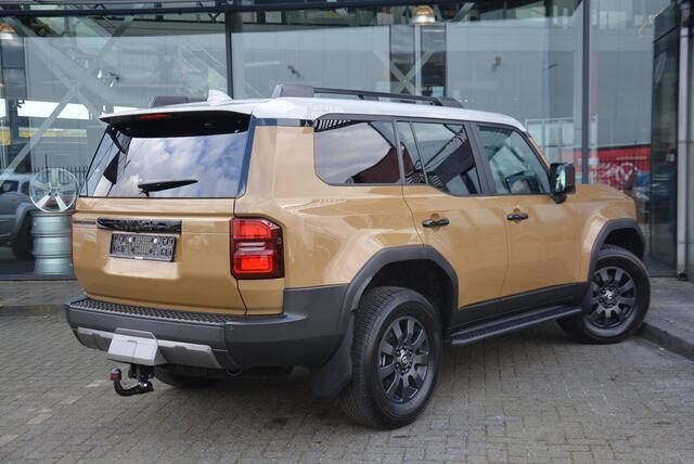 Toyota LAND CRUISER 2.8 D-4D Standard Roof Window Van Navigator | Trekhaak | BPM Vrij!