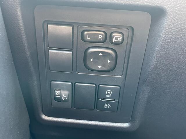 Toyota LAND CRUISER 2.8 D-4D Challenger VAN Nieuw gekentend! Grijs kenteken 3000kg trekgewicht