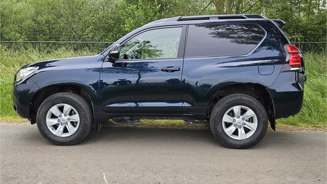 Toyota LAND CRUISER 2.8 D-4D-F Comfort High Roof Blind Van