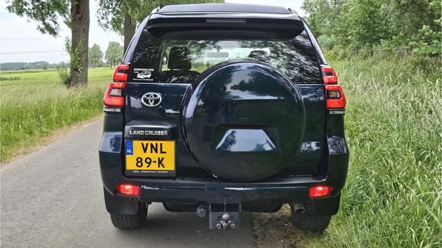 Toyota LAND CRUISER 2.8 D-4D-F Comfort High Roof Blind Van