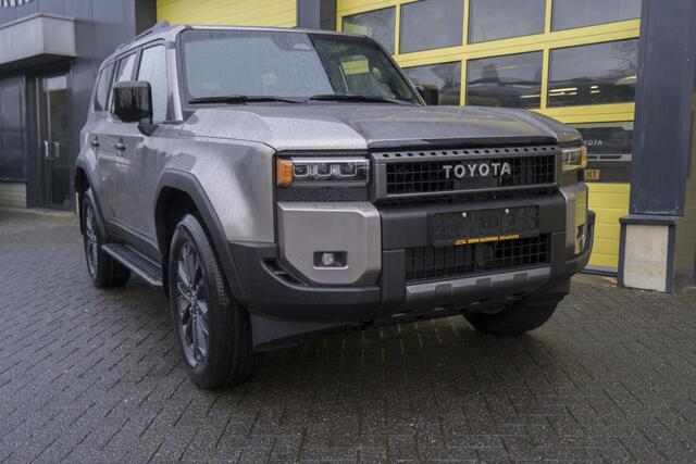 Toyota LAND CRUISER 250 2.8 D-4D Premium Panoramadak BPM VRIJ!