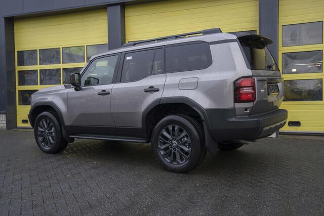 Toyota LAND CRUISER 250 2.8 D-4D Premium Panoramadak BPM VRIJ!