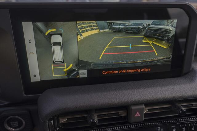 Toyota LAND CRUISER 2.8 D-4D Premium Panoramadak BPM VRIJ!