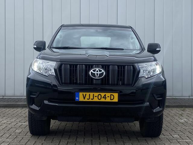 Toyota LAND CRUISER 2.8 D-4D-F Comfort Window Van NL Auto 1e Eigenaar Dealer Onderhouden Cruise Keyless