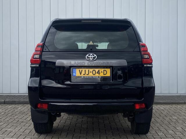 Toyota LAND CRUISER 2.8 D-4D-F Comfort Window Van NL Auto 1e Eigenaar Dealer Onderhouden Cruise Keyless
