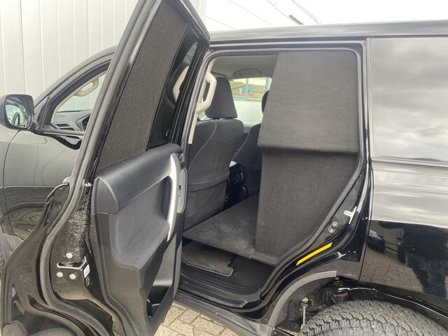 Toyota LAND CRUISER 2.8 D-4D-F Comfort Window Van NL Auto 1e Eigenaar Dealer Onderhouden Cruise Keyless