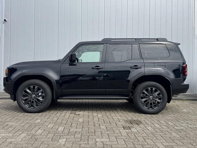 Toyota LAND CRUISER 2.8 D-4D Professional 2025 5 Persoons Nieuw Voorraad