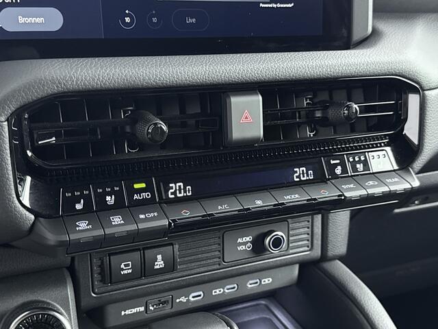 Toyota LAND CRUISER 2.8 D-4D 4x4 Standard Roof Window Van Navigator *EX BTW* | UNIEK | Trekhaak | DIRECT Leverbaar!