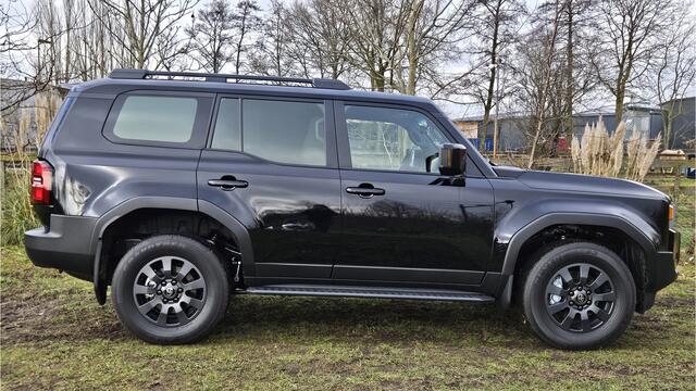 Toyota LAND CRUISER 2.8 D-4D Comfort Blind van