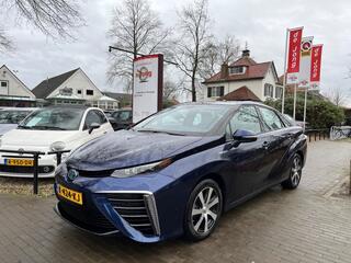 toyota-mirai-fcv-executive-watersto