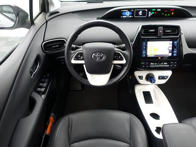 Toyota PRIUS 1.8 Dynamic+ Aut- Head Up, Stoelmassage, JBL Audio, Park Pilot, Ada Cruise, Leder Interieur